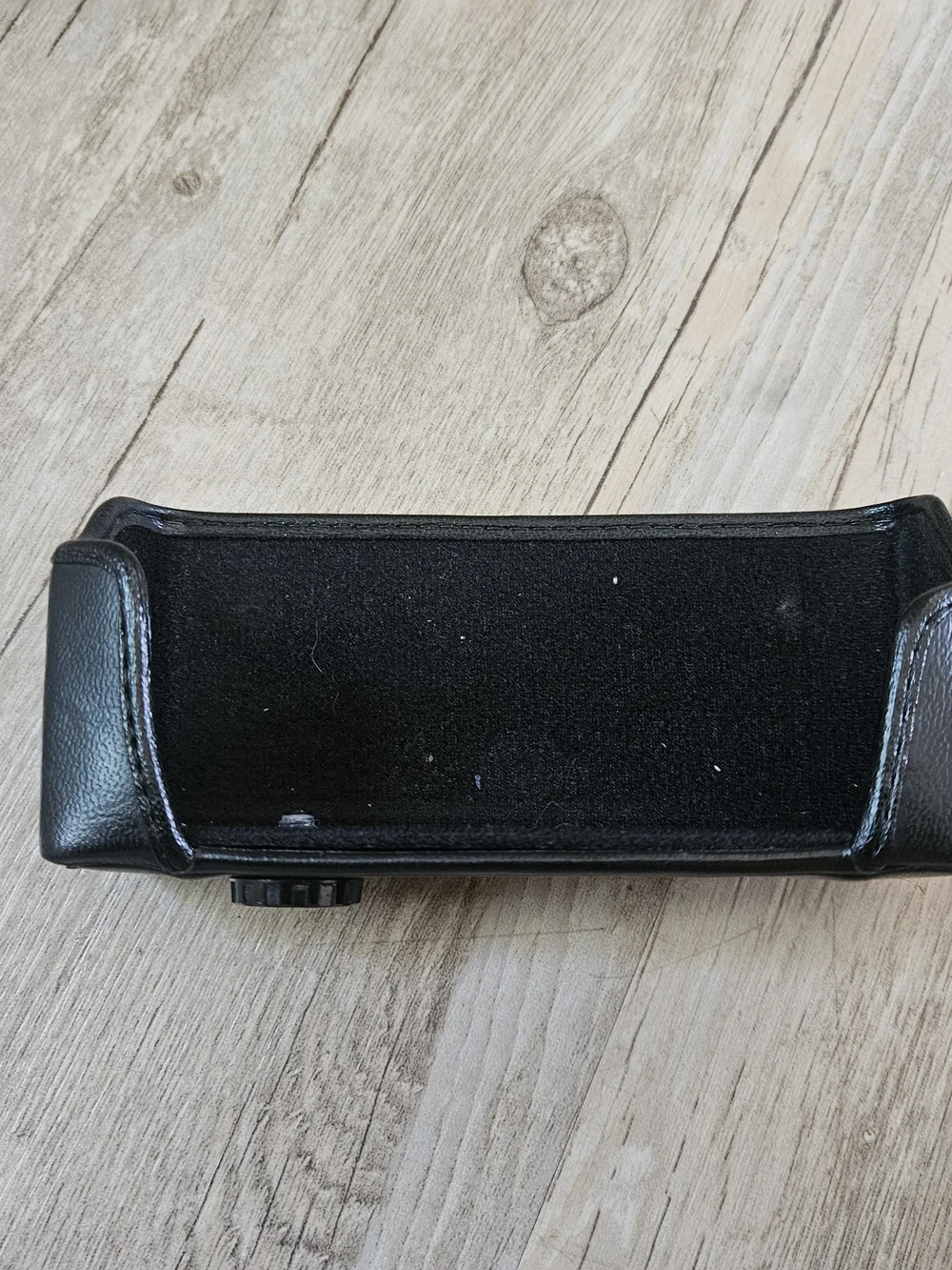 Vintage Minolta Hi-matic AF2 Auto Focus Black 35mm Film Camera With Case Bottom